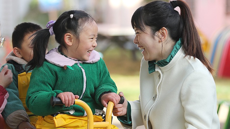 湖北荊門(mén)：百名名優(yōu)教師“智匯”基層